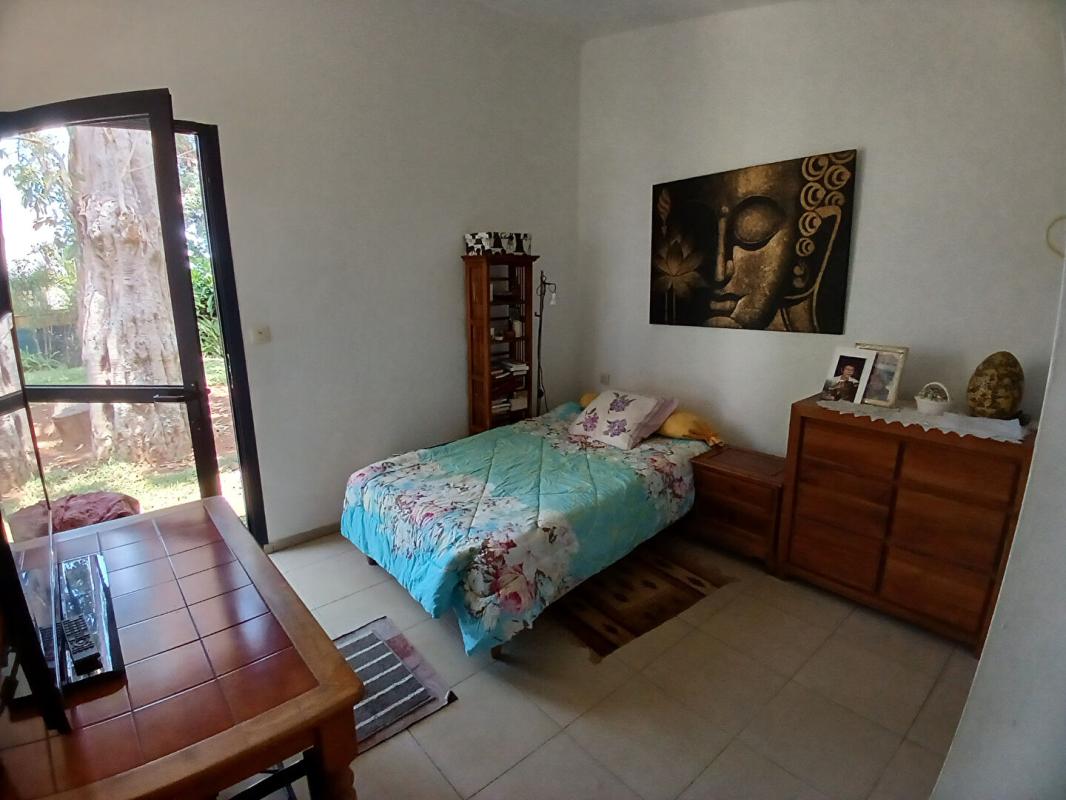 SAINT-PIERRE A vendre Charmante villa F4/5 de 133 m² sur terrain arboré de 600 m² 7