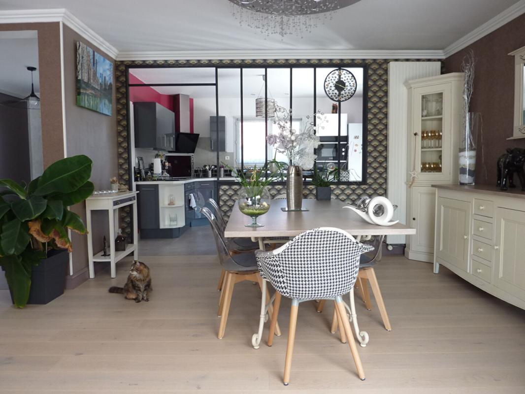 CHOLET Maison Cholet 8 pièce(s) 160 m2 5