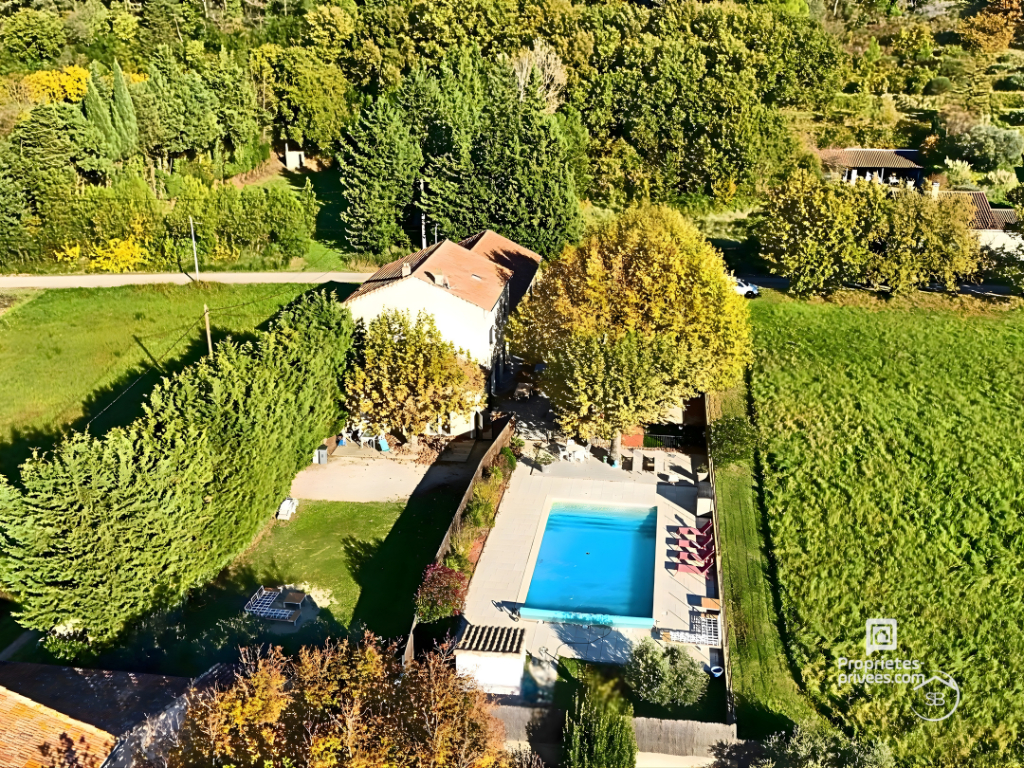 SARRIANS Mas Provençal de Charme à Sarrians : Authenticité et Potentiel Illimité 17