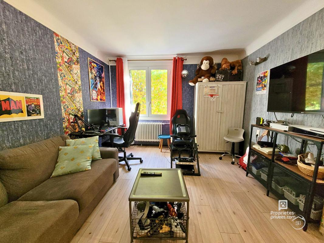 SARRIANS Mas Provençal de Charme à Sarrians : Authenticité et Potentiel Illimité 9