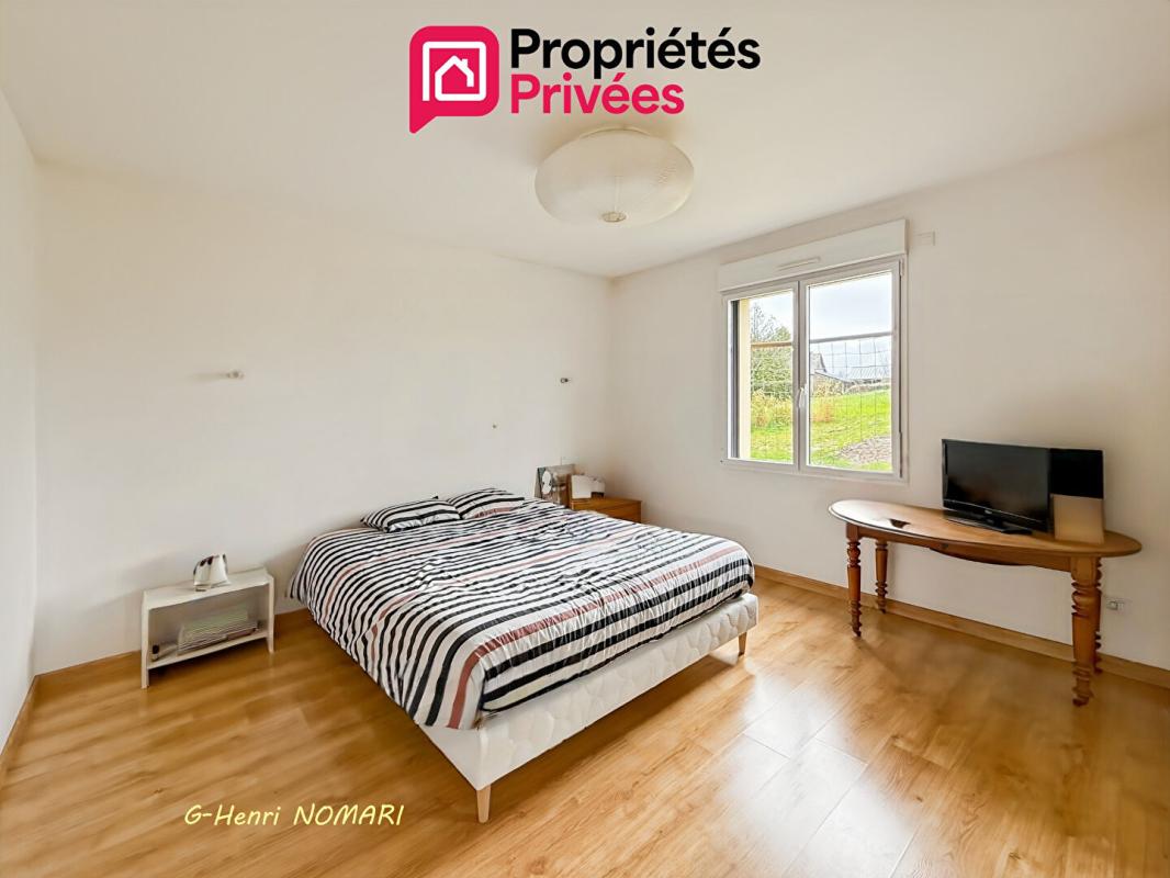 ARMAILLE ARMAILLÉ- Maison 9 pièce(s) 176 m2, 5 Chambres, terrain de 3856m² 6