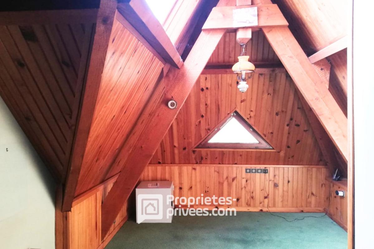 MAREIL-LE-GUYON Maison Mareil Le Guyon 8 pièces, 252 m2 15