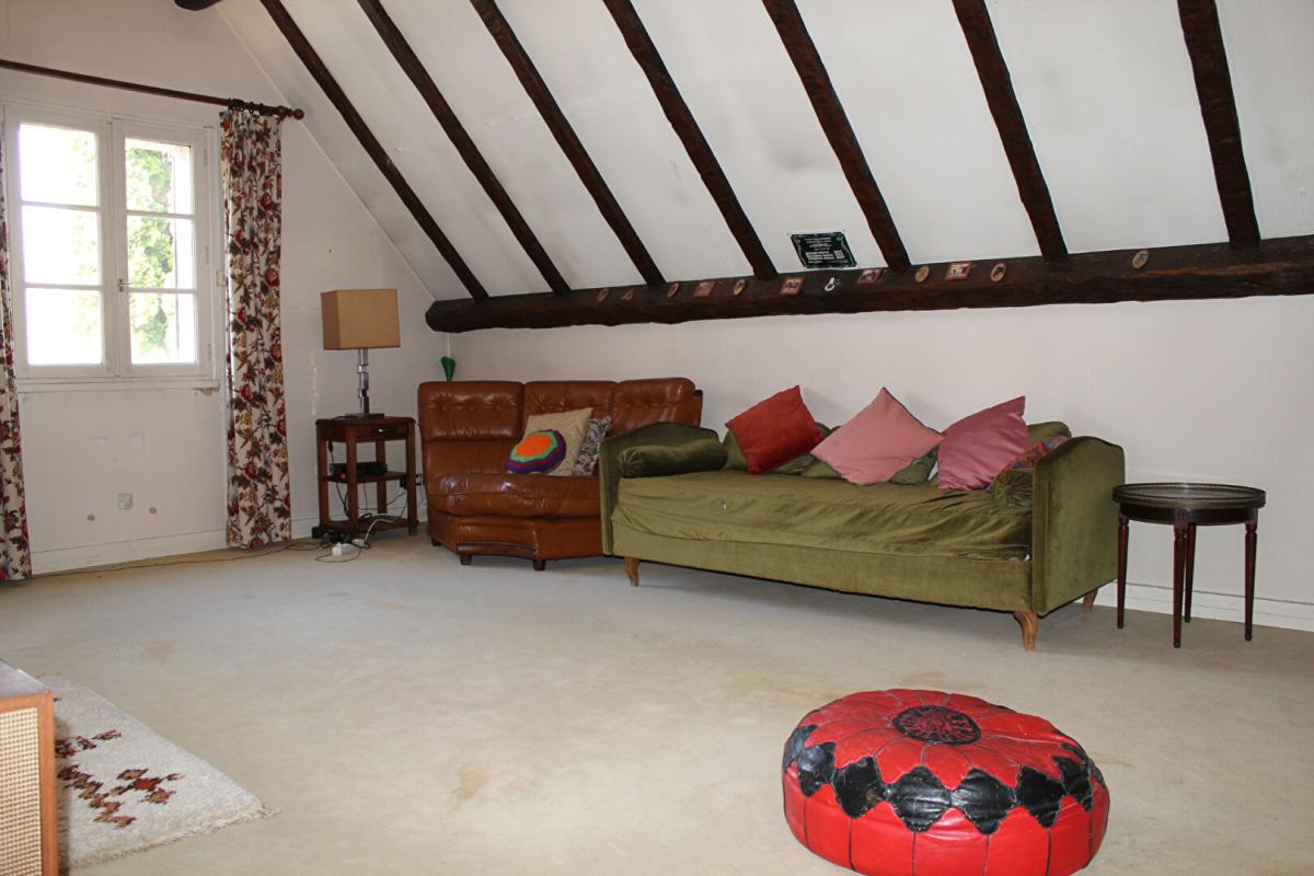 MAREIL-LE-GUYON Maison Mareil Le Guyon 8 pièces, 252 m2 16