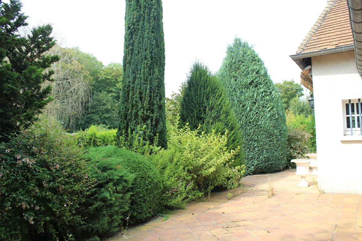 MAREIL-LE-GUYON Maison Mareil Le Guyon 8 pièces, 252 m2 5