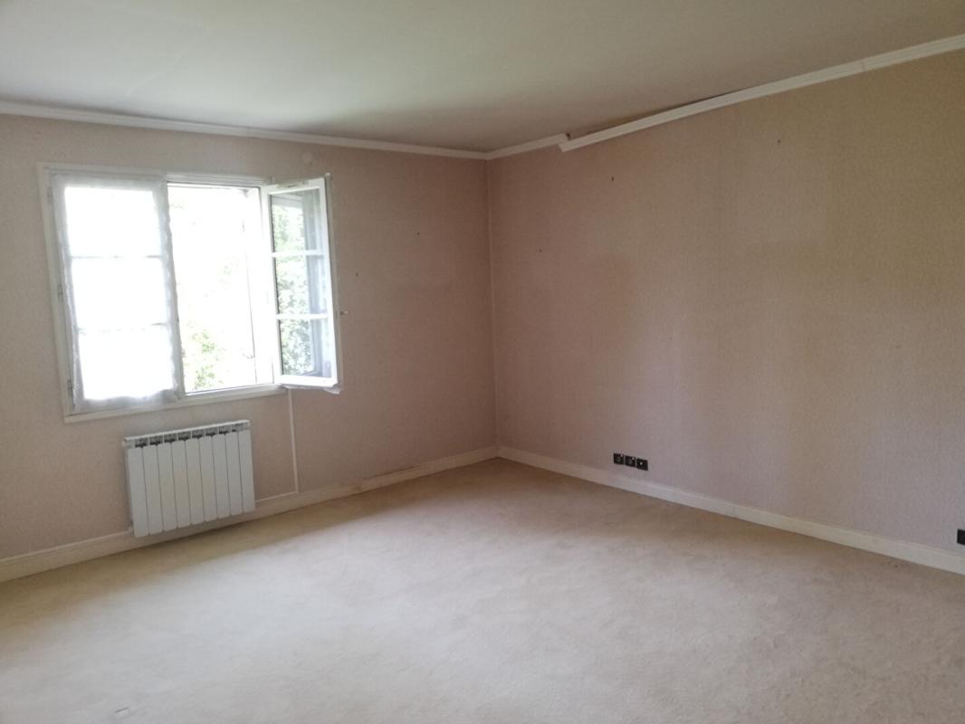 MAREIL-LE-GUYON Maison Mareil Le Guyon 8 pièces, 252 m2 8