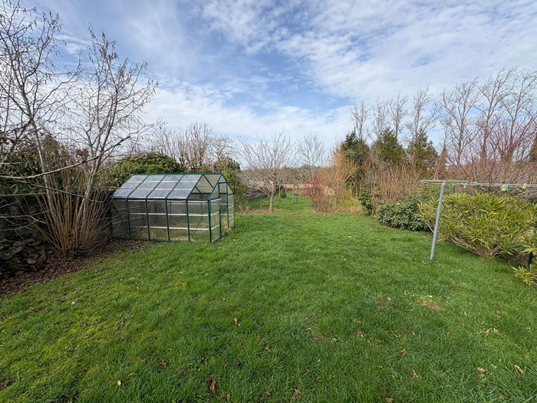 ROSPORDEN A vendre ROSPORDEN (29140) Maison 4 pièces 2 chambres 1 bureau 87 m2 11