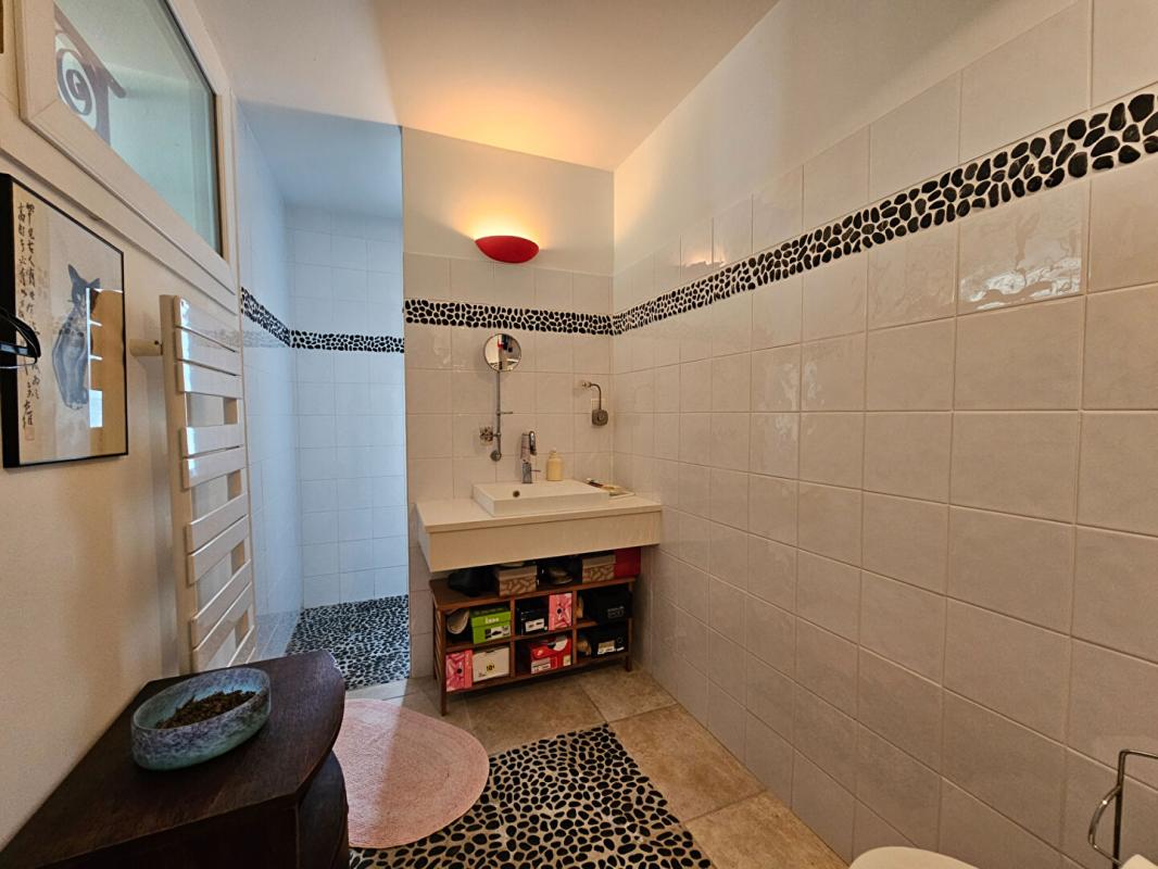 SAINTE-LIVRADE-SUR-LOT Maison de caractère en pierre 350 m² - 4 chambres - piscine chauffée - parc 3500 m² 11