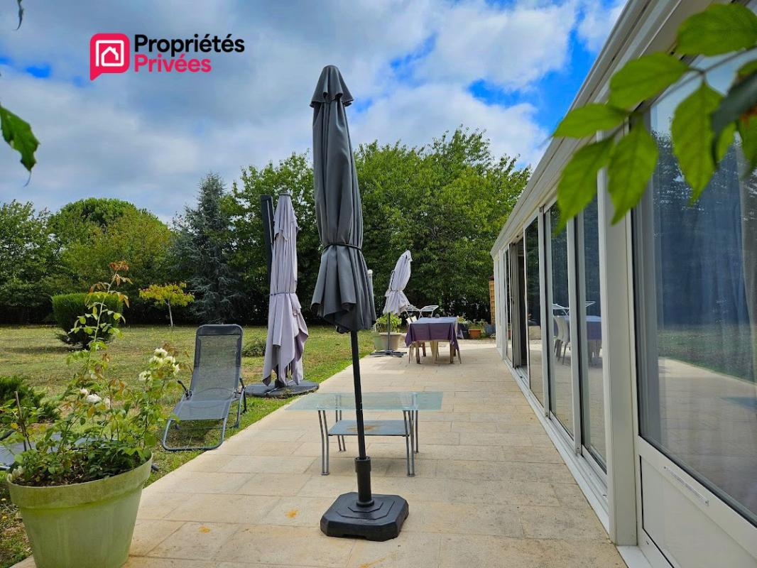 SAINTE-LIVRADE-SUR-LOT Maison de caractère en pierre 350 m² - 4 chambres - piscine chauffée - parc 3500 m² 17