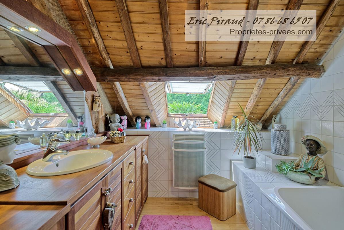 SAINT-ANDRE-DES-EAUX Saint-André des Eaux - Magnifique longère en pierre 14