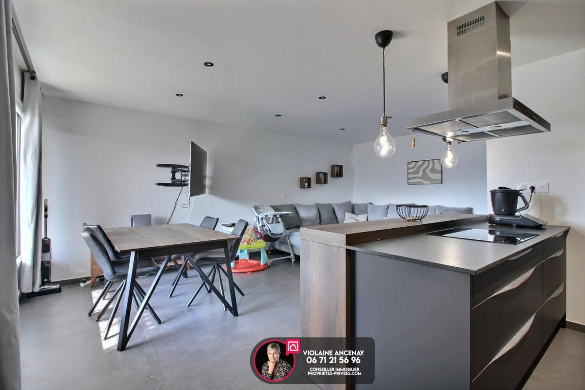 LA RAVOIRE Appartement La Ravoire 4 pièce(s) 97m2 avec cave et garage 3