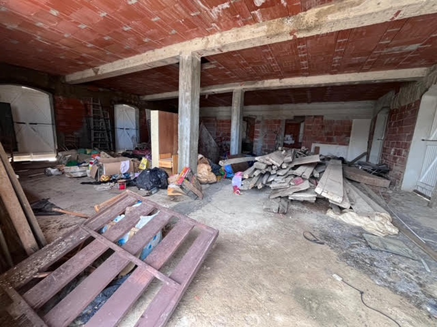 RIVESALTES RARE !!!!! Grande maison familiale de 300 m² avec travaux sur un terrain de 2 000 m² dont 600 m² de constructible 14