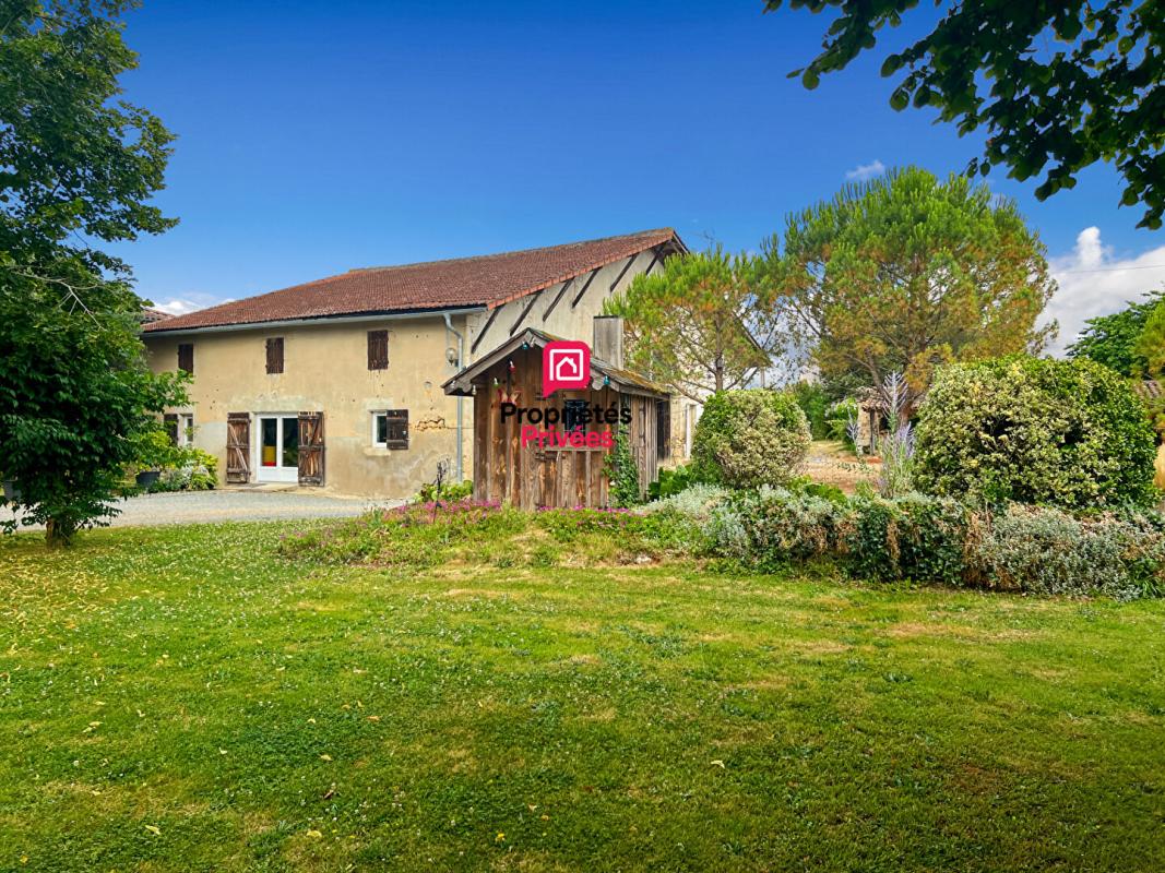 BAZAS Grange en pierre à rénover, possibilité de 2 logements , terrain 1645 m² , fort potentiel 3