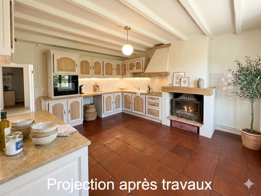 BAZAS Grange en pierre à rénover, possibilité de 2 logements , terrain 1645 m² , fort potentiel 9