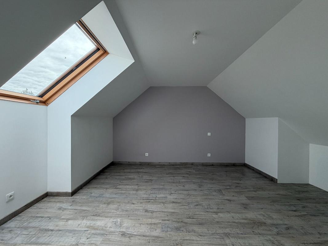 BINGES BINGES - Maison 150 m² 12