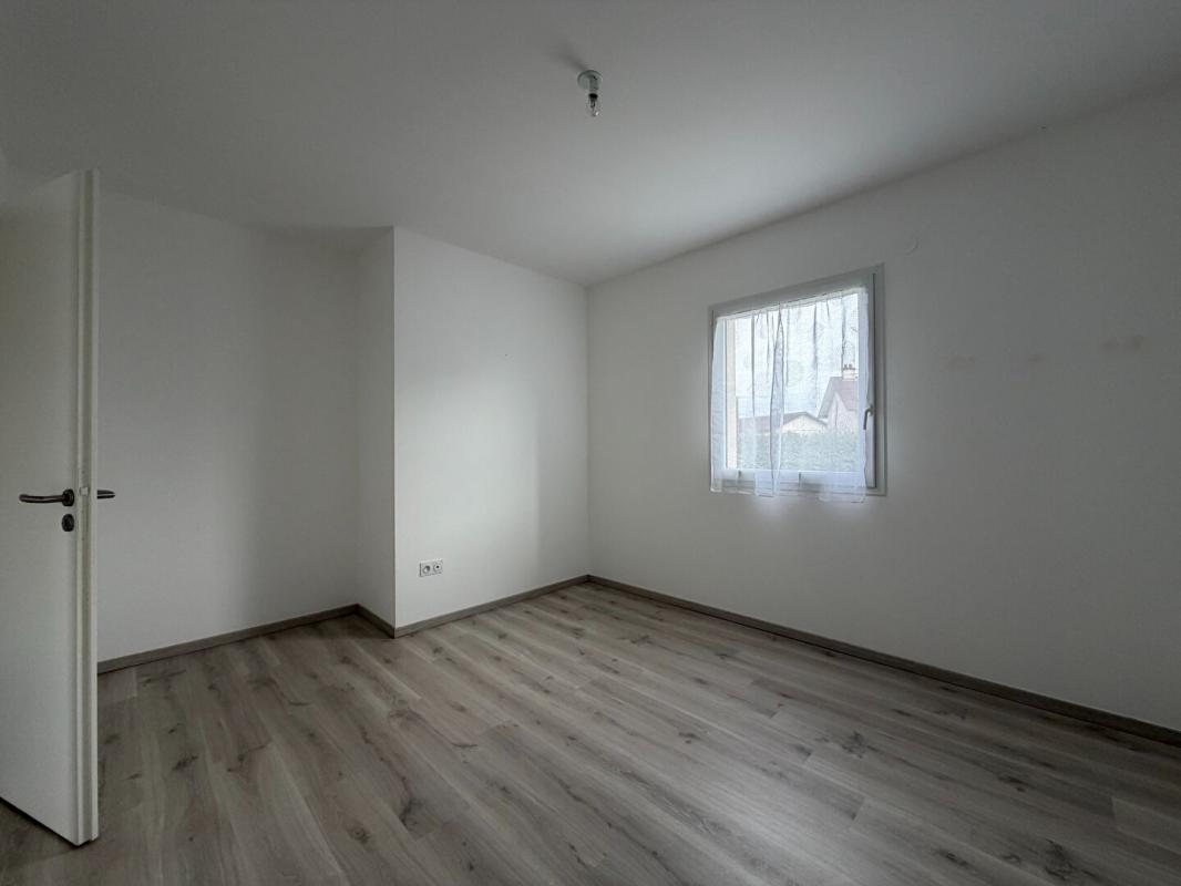 BINGES BINGES - Maison 150 m² 8