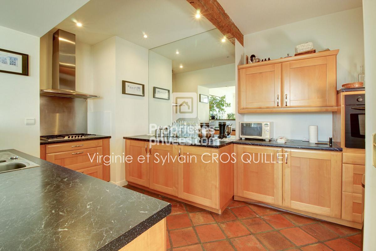 MONTASTRUC-LA-CONSEILLERE Maison de caractère 284 m2 + annexes, carports et garage 5