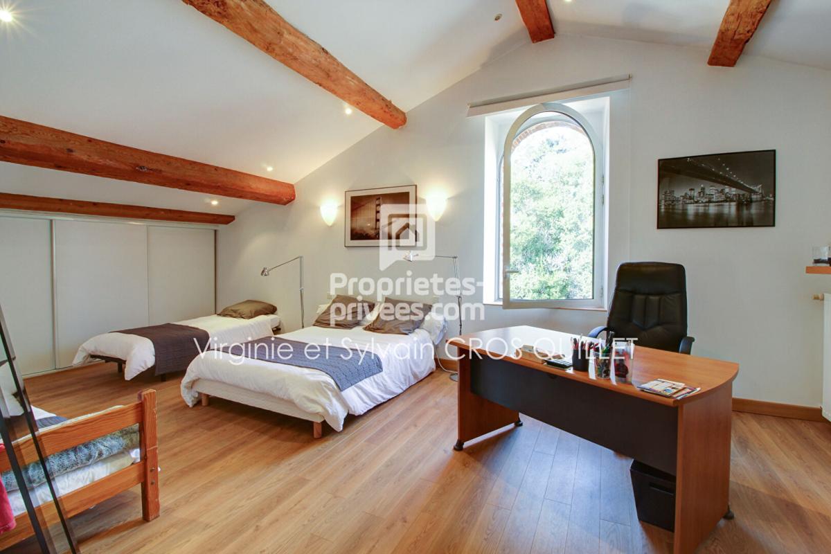 MONTASTRUC-LA-CONSEILLERE Maison de caractère 284 m2 + annexes, carports et garage 6