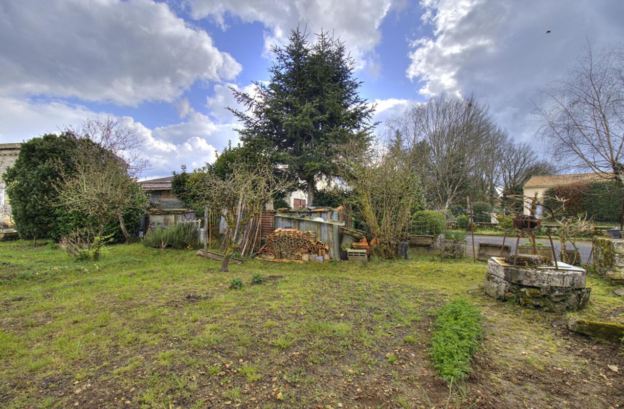 SAINTE-OUENNE Maison Sainte Ouenne 4 pièce(s) 84 m2 13