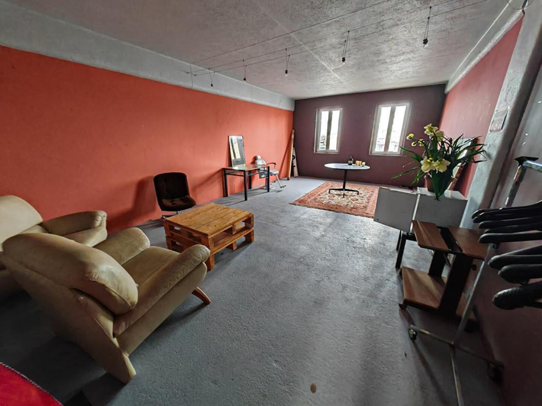 CHATEAUROUX EXCLUSIVITE CHATEAUROUX - IMMEUBLE DE RAPPORT 1283 m² , locataires en place et extension possible 8