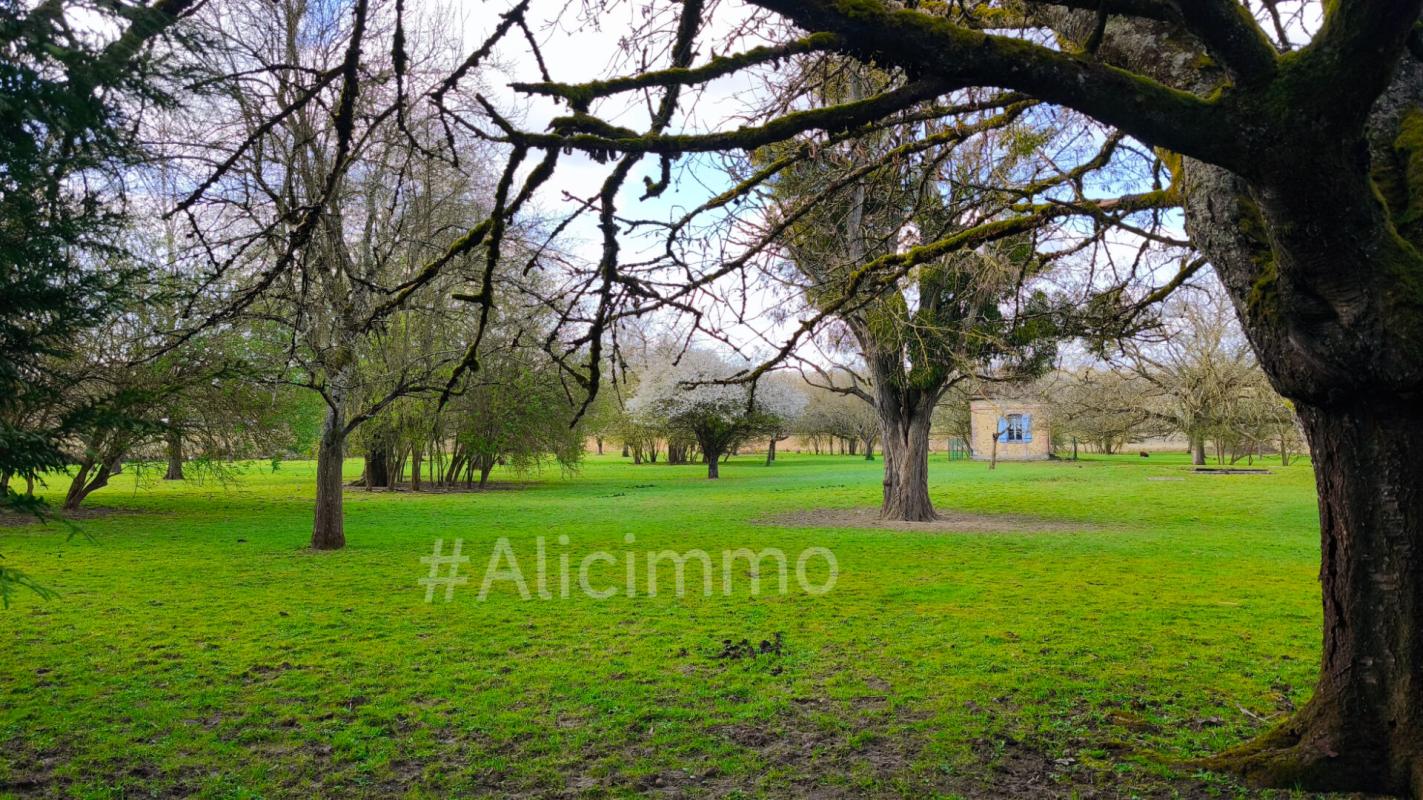 SEZANNE Propriété de charme dans un cadre privilégié 18