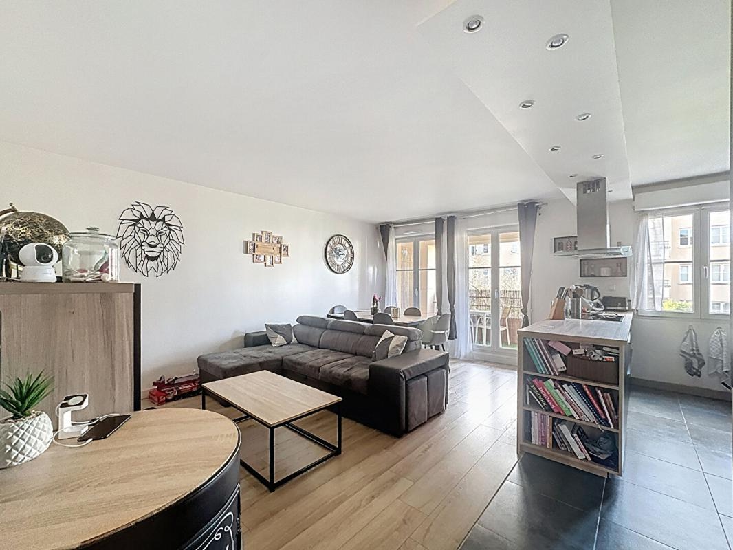 ELANCOURT T3 OUEST AVEC BALCON CHARME & CONFORT IMMÉDIAT 2