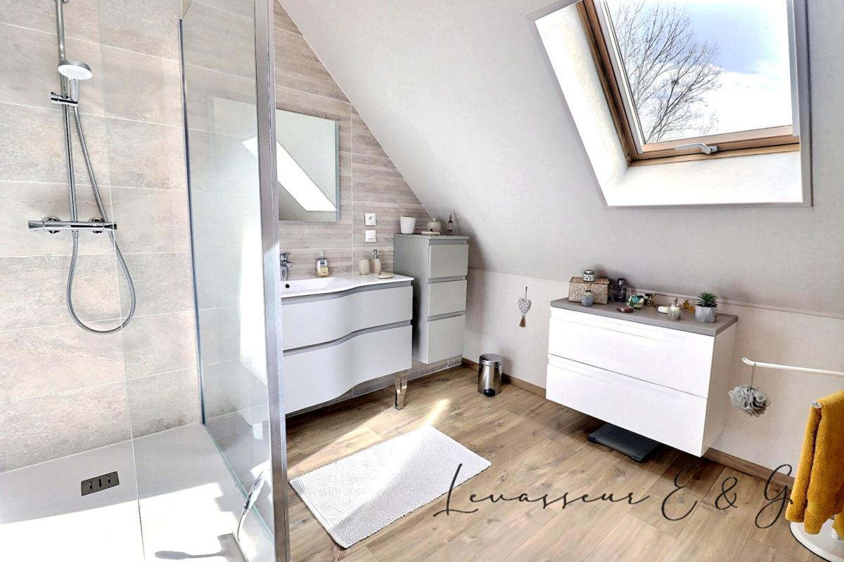 OROER Entre Bresles et Beauvais 60510 - Pavillon sur sous sol total sans travaux 3 chambres sur 1672m² 12