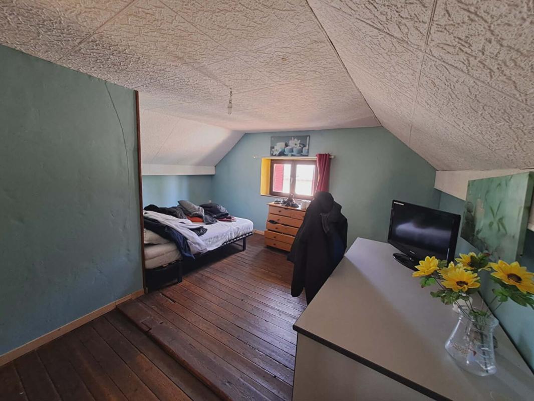 CAMELIN Maison Camelin 6 pièce(s) 97 m2 10