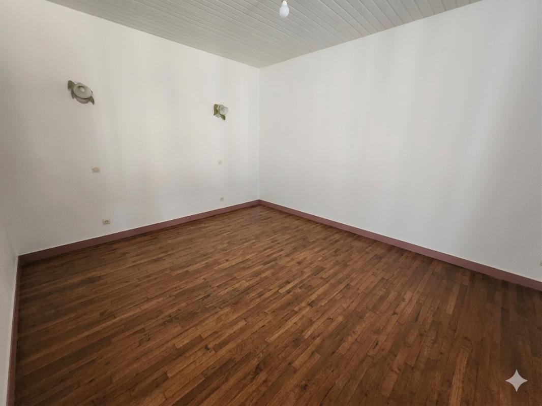 LA BUSSIERE Maison La Bussiere 3 pièce(s) 100 m2 7