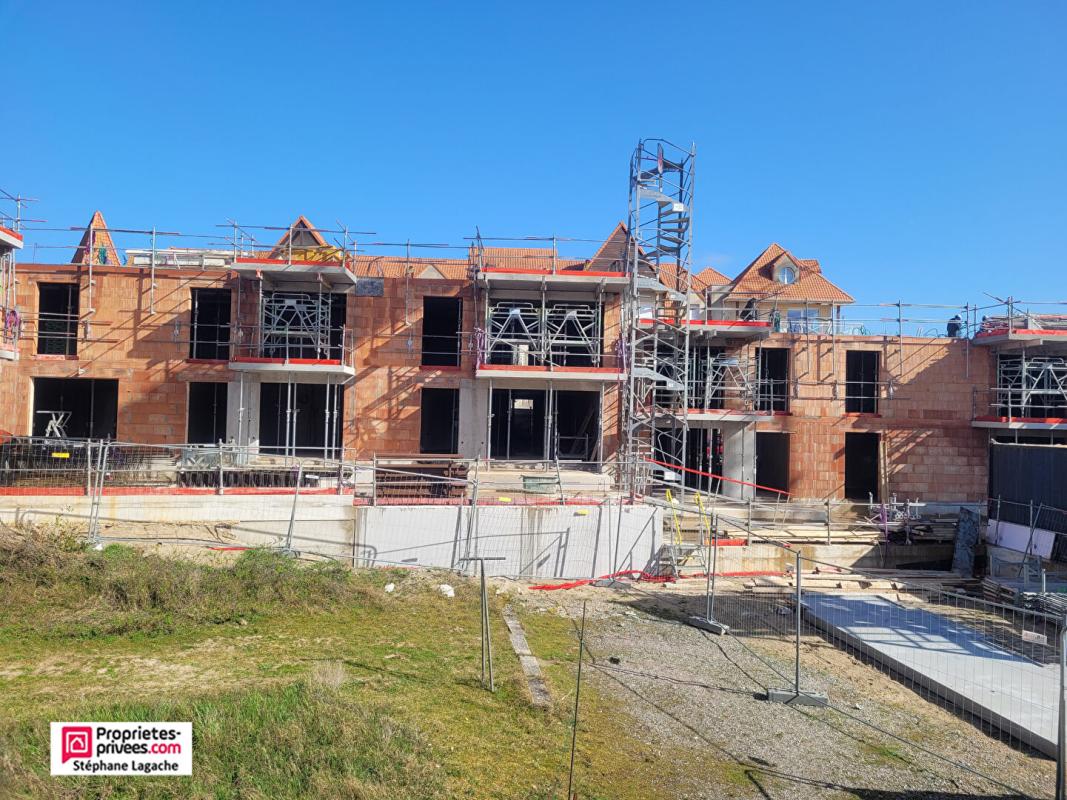 STELLA Appartement Stella 2 pièce(s) 42.3 m2 avec terrasse 7m² et parking en sous sol 1