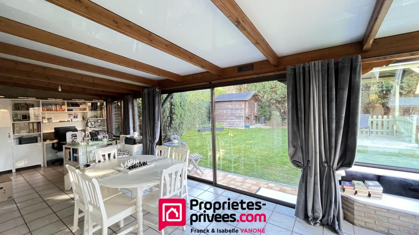 HOUPLINES Maison individuelle - 3 chambres - 2 salles de bains - bureau - jardin - garage -166 m² 5