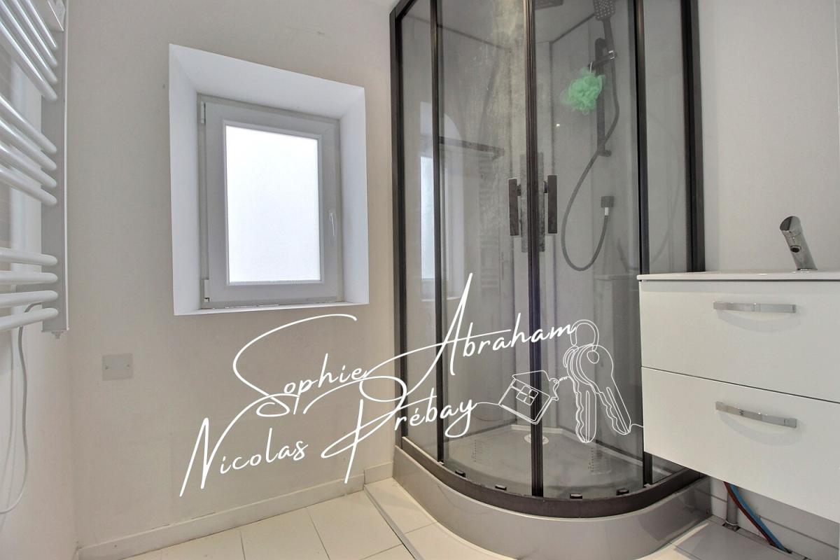 TOURY Maison avec jardin. Centre ville, proche des commerces, écoles et gare SNCF 6