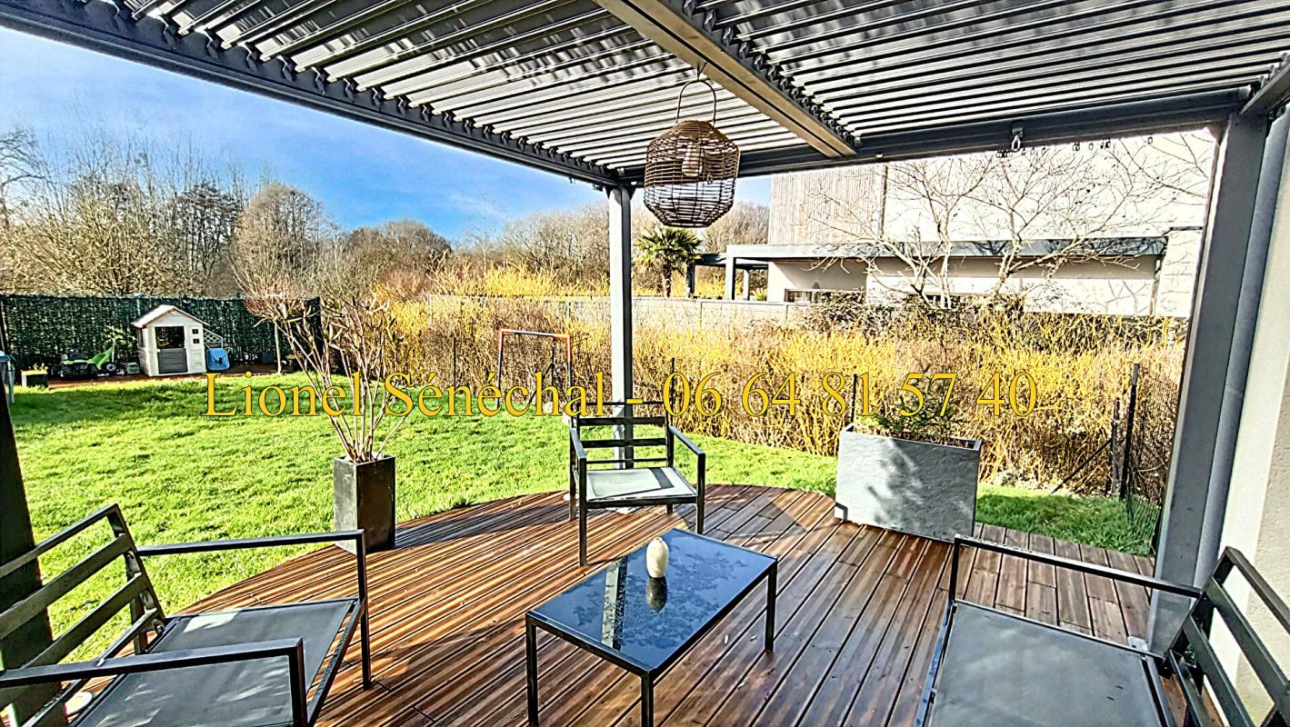 SAINT-SATURNIN Maison contemporaine lumineuse et peu énergivore de 6 pièces de 120 m2 sur une parcelle de plus de 500 m2 13