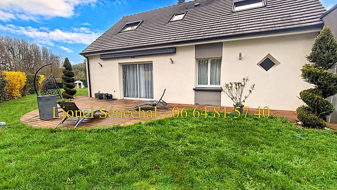 SAINT-SATURNIN Maison contemporaine lumineuse et peu énergivore de 6 pièces de 120 m2 sur une parcelle de plus de 500 m2 15