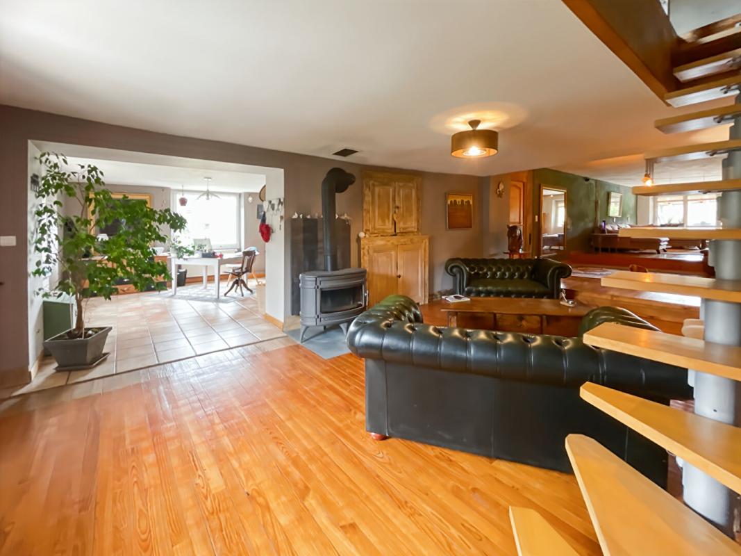 PUPILLIN Pupillin - Demeure de charme - 362 m2 - 7 chambres 5