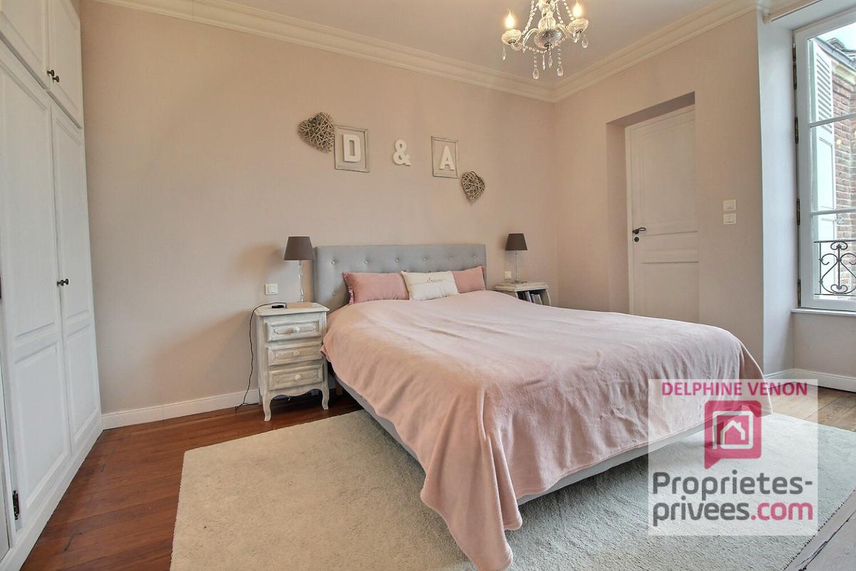 CHATEAUNEUF-SUR-LOIRE Exclusivité - Maison bourgeoise de 225 m² classe énergie C avec double garage et jardin en centre ville de Châteauneuf sur Loire 10