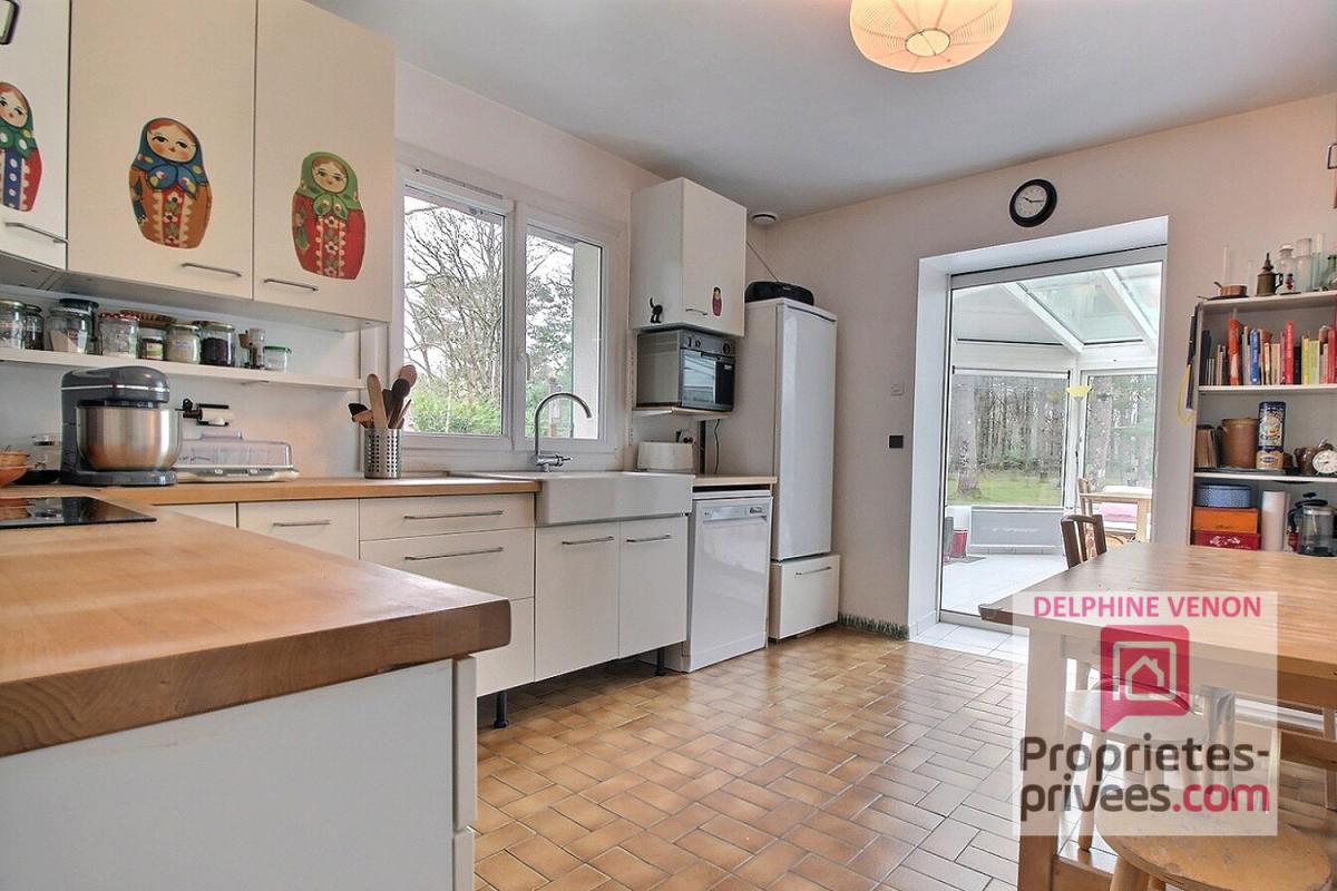 DONNERY Exclusivité - Maison  familiale de 200 m² à Donnery quartier des grands billons  sur un magnifique terrain  de 5 945 m² 6