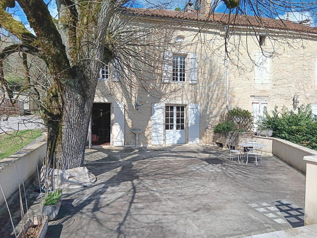 CAHORS À 20 minutes au nord de Cahors 46000 maison avec gites et piscine 10