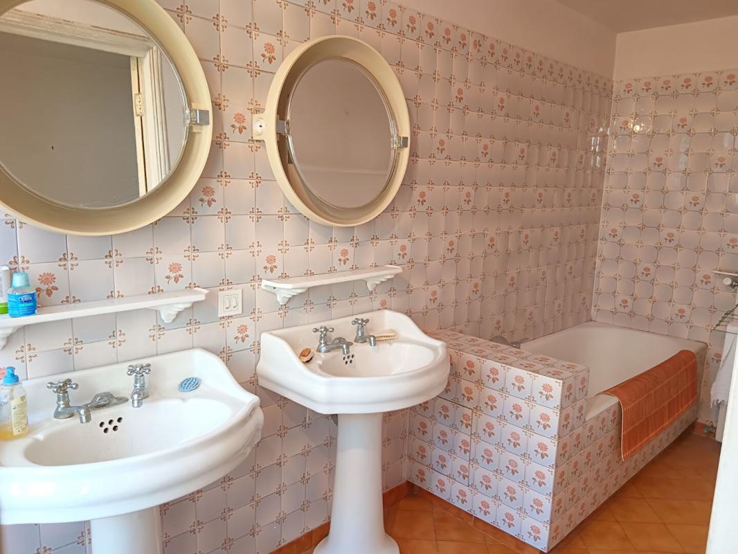 CAHORS À 20 minutes au nord de Cahors 46000 maison avec gites et piscine 9