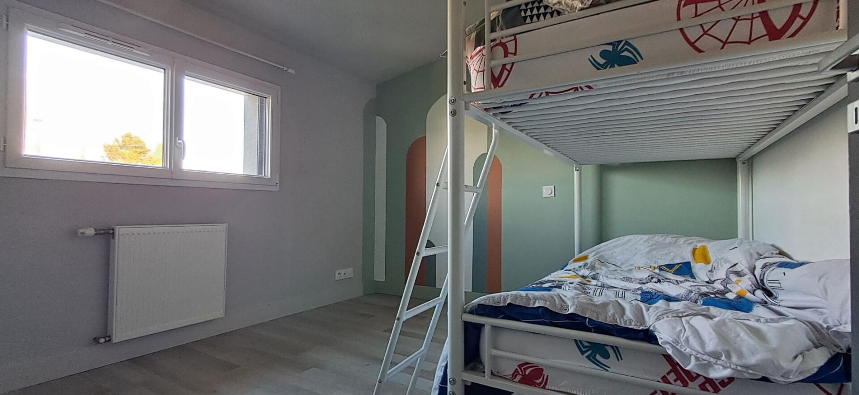 LAVAL Maison Laval 6 pièce(s) 106 m2/ 4 CHAMBRES 14