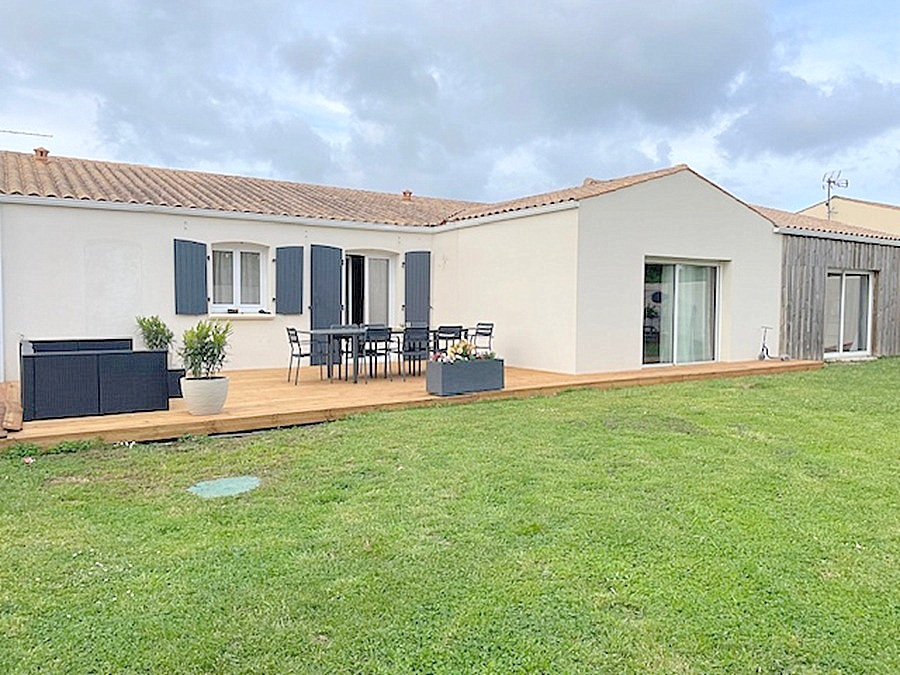 SAINT-JEAN-DE-LIVERSAY Maison de plain pied 148 m2, 4 chambres, garage, jardin 12