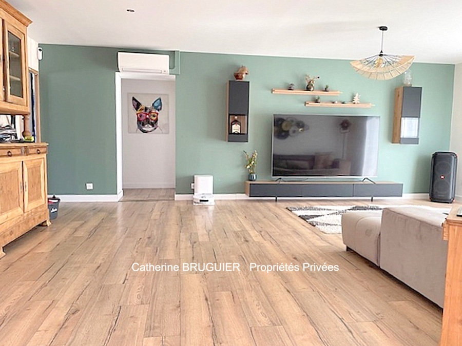 SAINT-JEAN-DE-LIVERSAY Maison de plain pied 148 m2, 4 chambres, garage, jardin 2