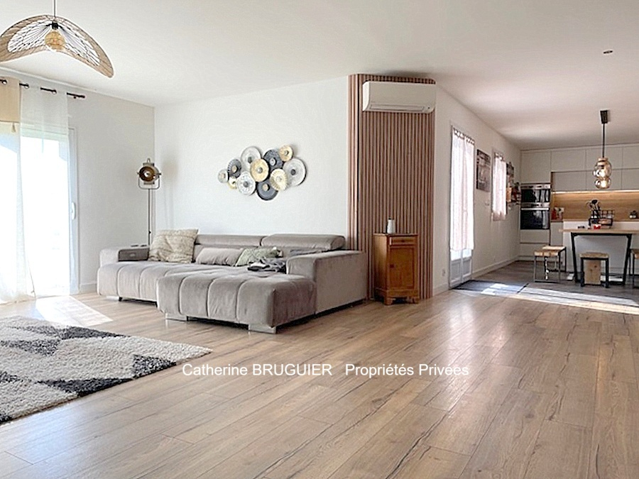 SAINT-JEAN-DE-LIVERSAY Maison de plain pied 148 m2, 4 chambres, garage, jardin 5