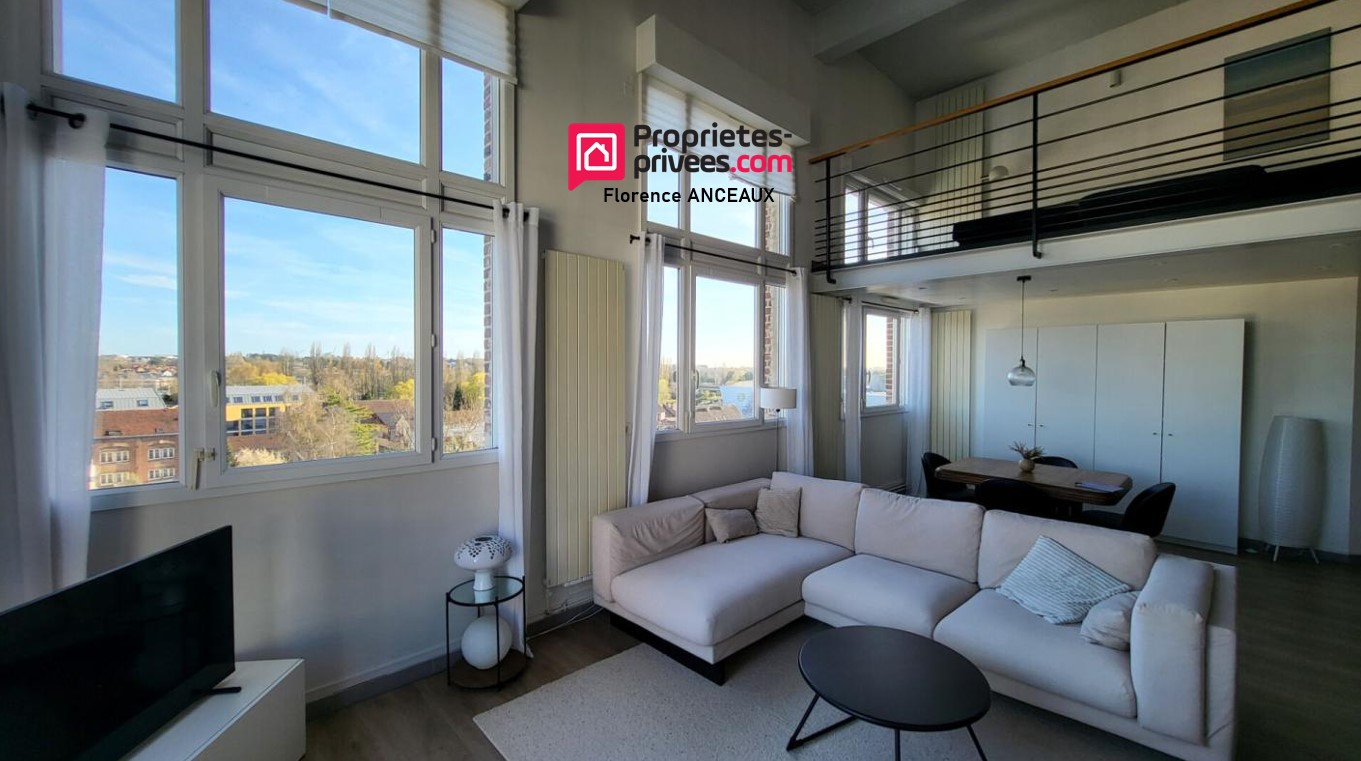 SAINT-QUENTIN LOFT EXCEPTIONNEL 4 CHAMBRES, TERRASSE, PARKING 1
