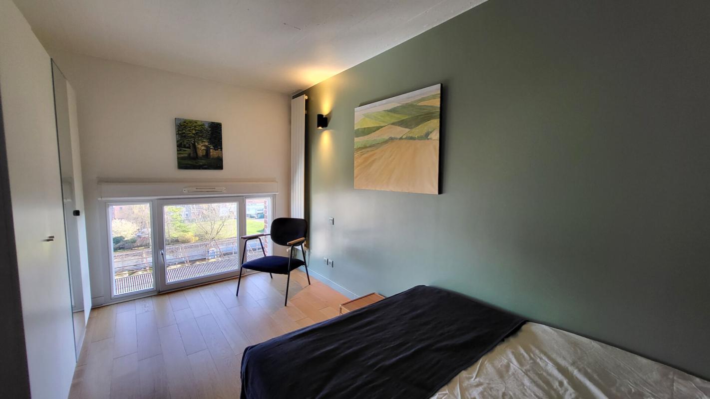 SAINT-QUENTIN LOFT EXCEPTIONNEL 4 CHAMBRES, TERRASSE, PARKING 12