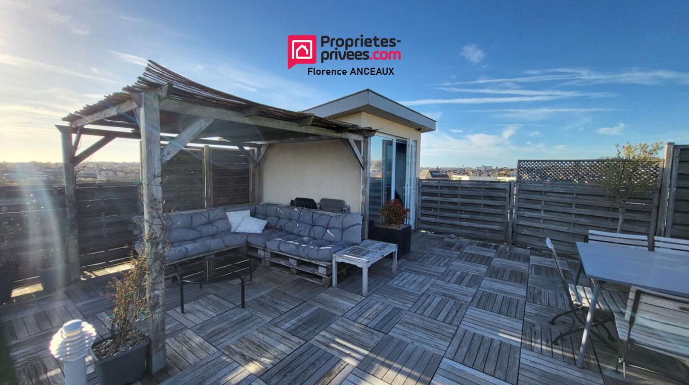 SAINT-QUENTIN LOFT EXCEPTIONNEL 4 CHAMBRES, TERRASSE, PARKING 14