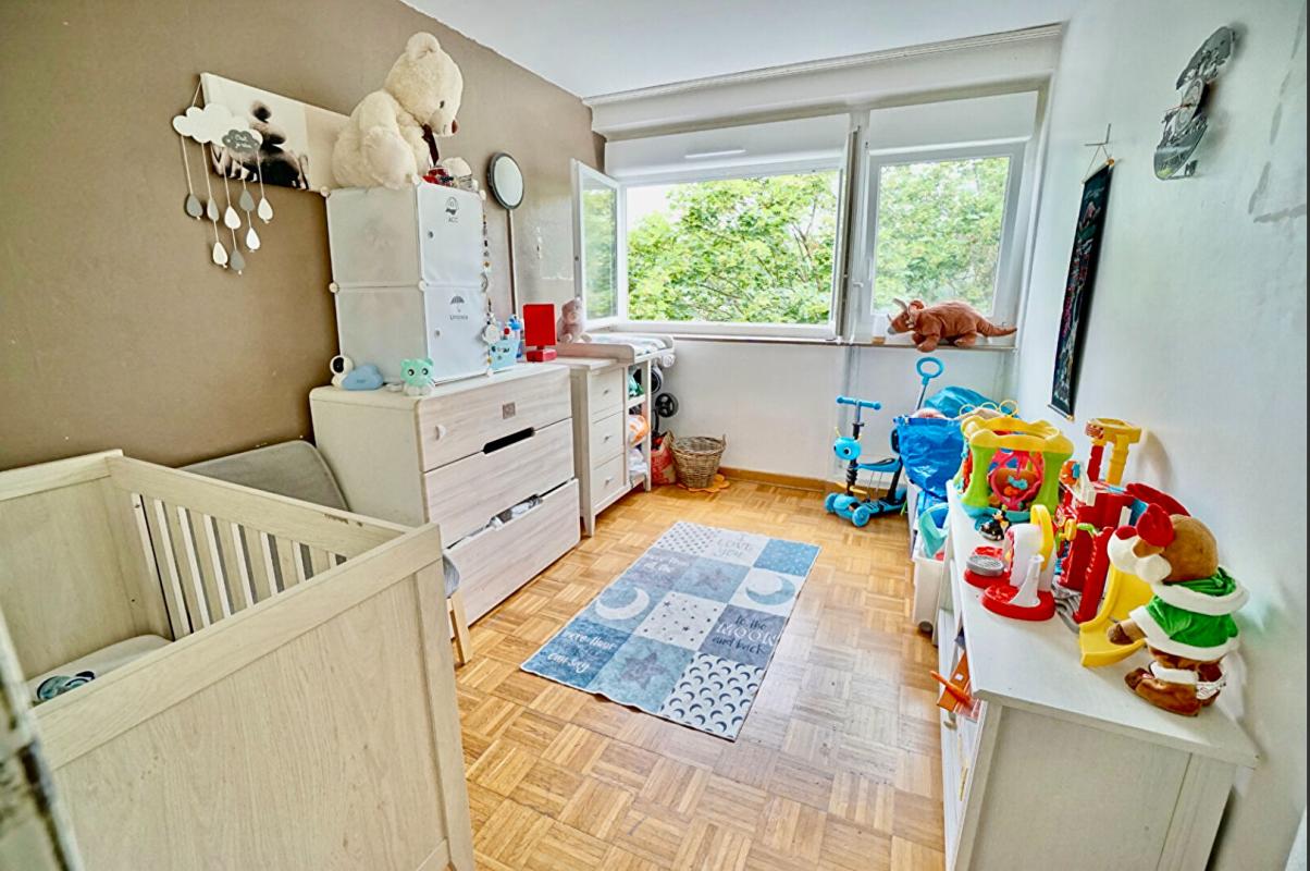 LYON-9E-ARRONDISSEMENT charmant T3 de 60 m2 vendu loué 10