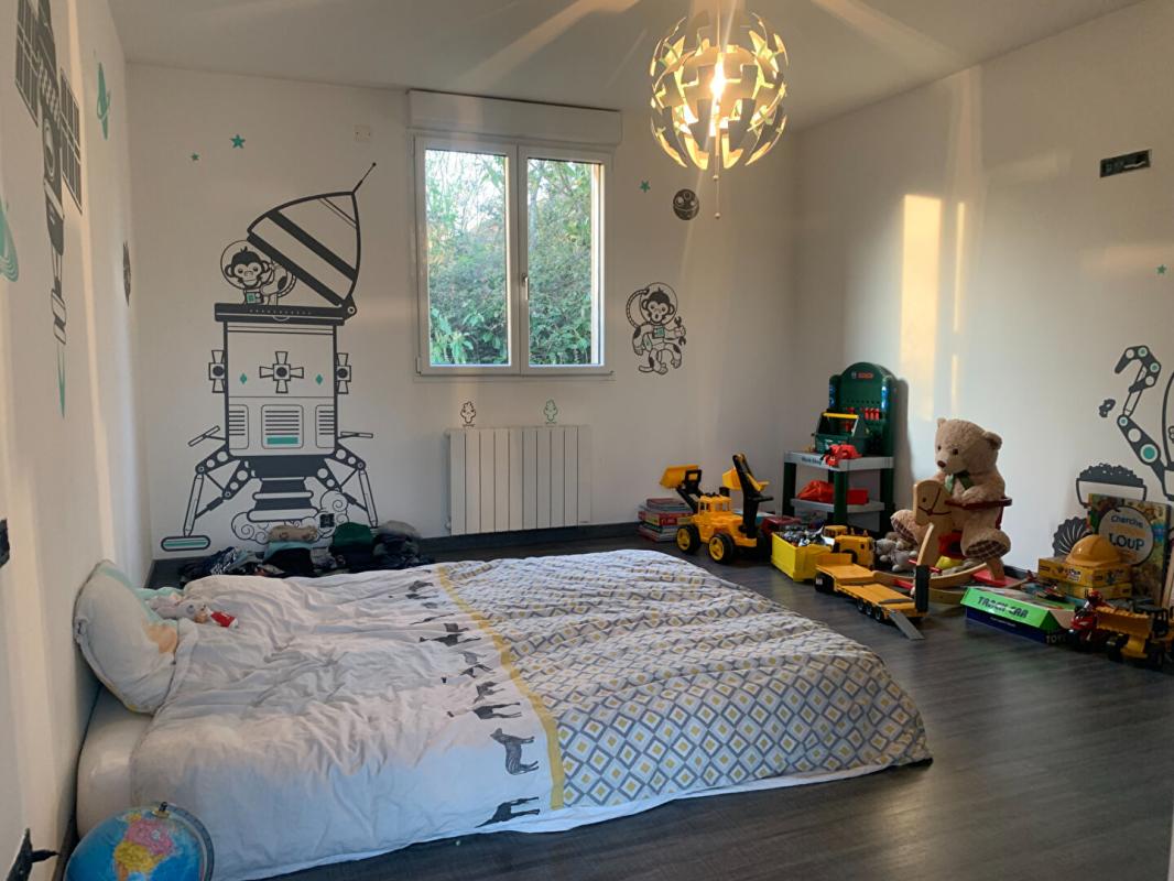 SAINT-ANTONIN-DE-SOMMAIRE Belle et grande maison moderne au calme ! 10