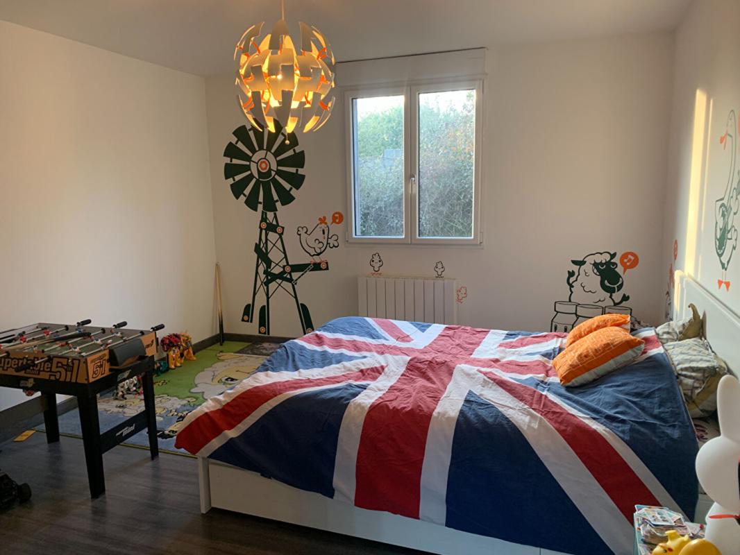 SAINT-ANTONIN-DE-SOMMAIRE Belle et grande maison moderne au calme ! 11