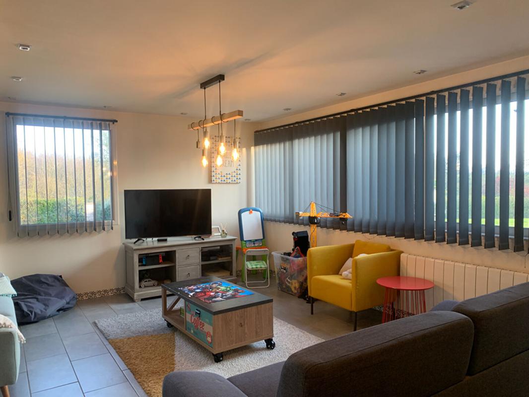 SAINT-ANTONIN-DE-SOMMAIRE Belle et grande maison moderne au calme ! 3