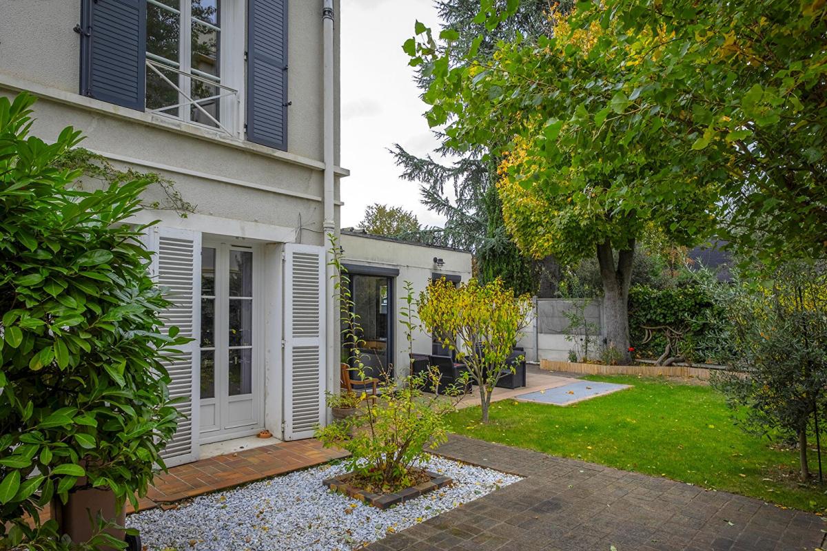 CHATOU Charmante Maison "Triangle d'or" 3